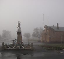 Cenotaph at Ross by Wendy Dyer
