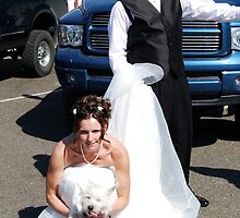 BRIDE & GROOM SHOWING PUPPY LOVE by JymmiSparkz