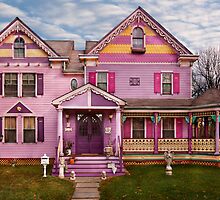 House - Victorian - I love bright colors by Mike Savad
