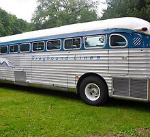 GMC PD 3751 Greyhound Bus (1947) by Frits Klijn (klijnfoto.nl)