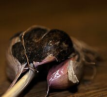 Garlic by Bernie Rosser