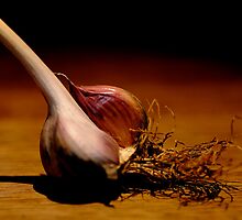 Garlic by Bernie Rosser