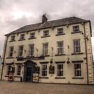 Queens Head by axp7884