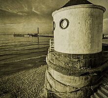 Whitby Round House by MartinWilliams