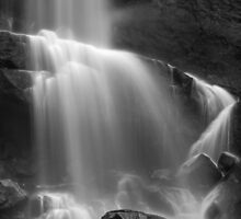 Ramboda Falls, Sri Lanka by Cherrybom
