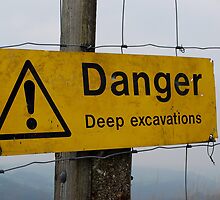Danger ! by shakey