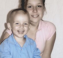 Siblings by Wieberg Photography