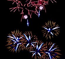 FIREWORKS 10 by pjwuebker