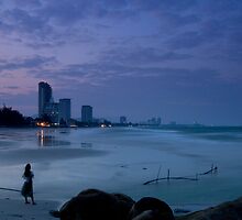 Twilight in Hua Hin by Joakim Leroy