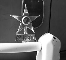 lone star by Andrew Landau