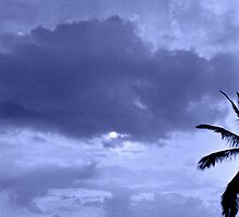 Lanikai Moon by kevin smith skystudiohawaii