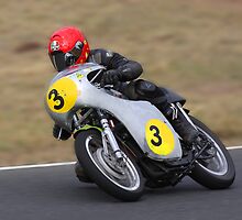 The Lap to Victory - Keith Campbell (Historic Racing) by Mirko Mujica