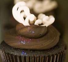 .chocolate & raspberry. by Natalia Campbell