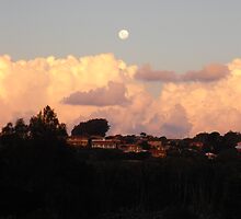 Enter Moon by mikeytheblack