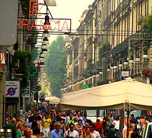 Crowded Torino by diLuisa Photography