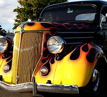 Flamin Yellow by starlitewonder