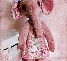 Elephant Sonya by Oksana Ariskina
