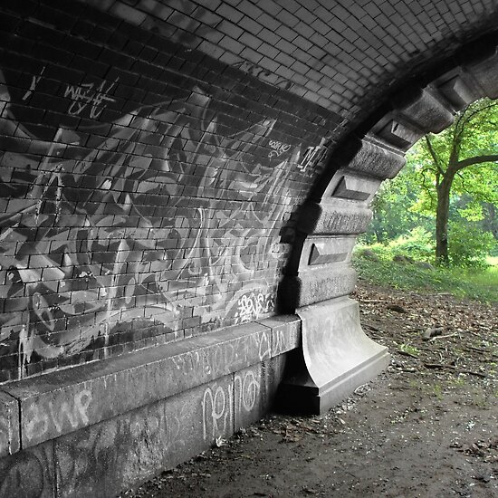 Graffiti Tunnel 2 by Jessica